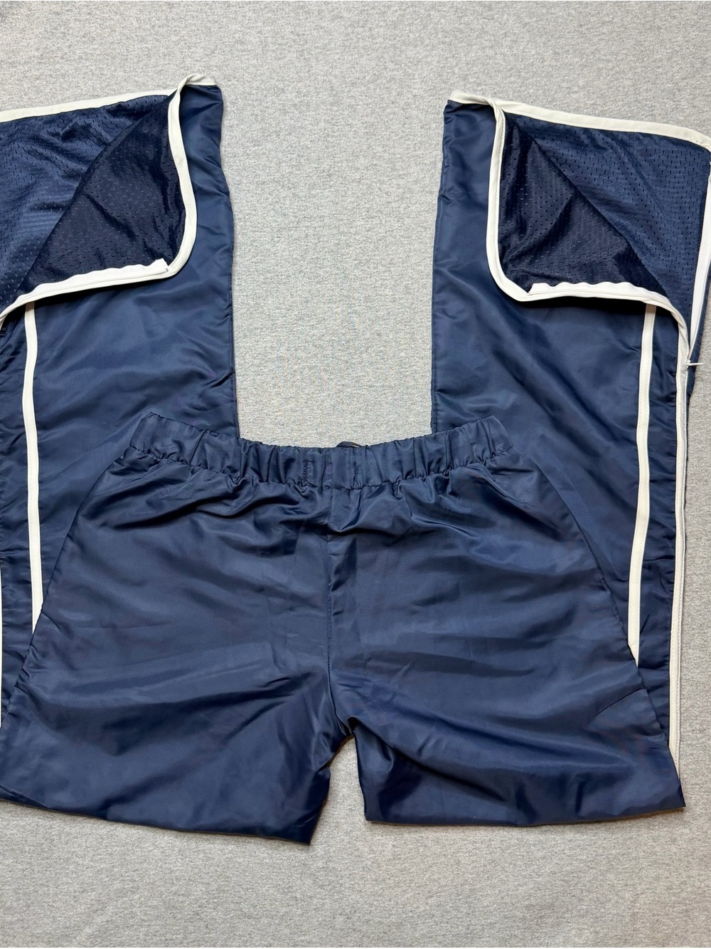 Y2K L.E.I. 89 GYM Navy Track Pants Windbreaker Pants Sz Small - Picture 4 of 8
